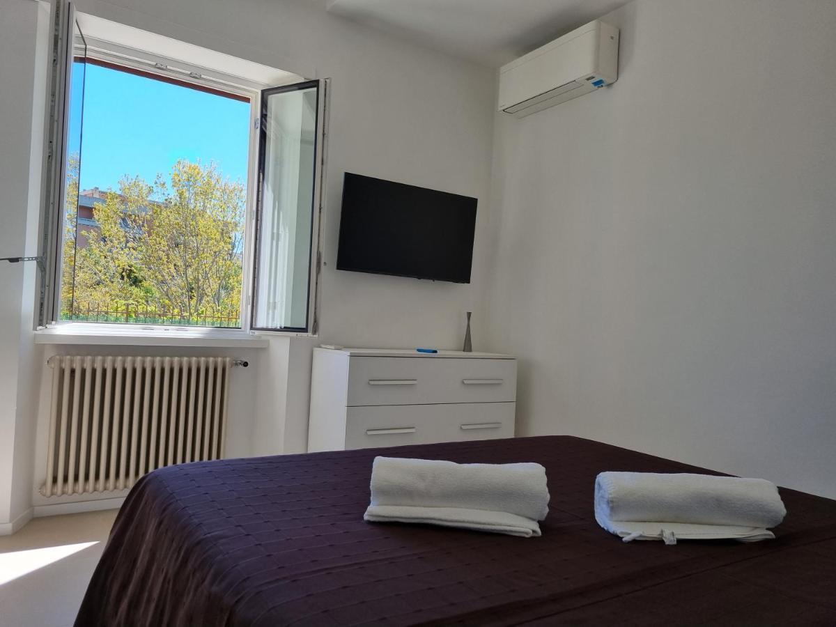 Appartamento Villa Maria Near Policlinico Gemelli โรม ภายนอก รูปภาพ